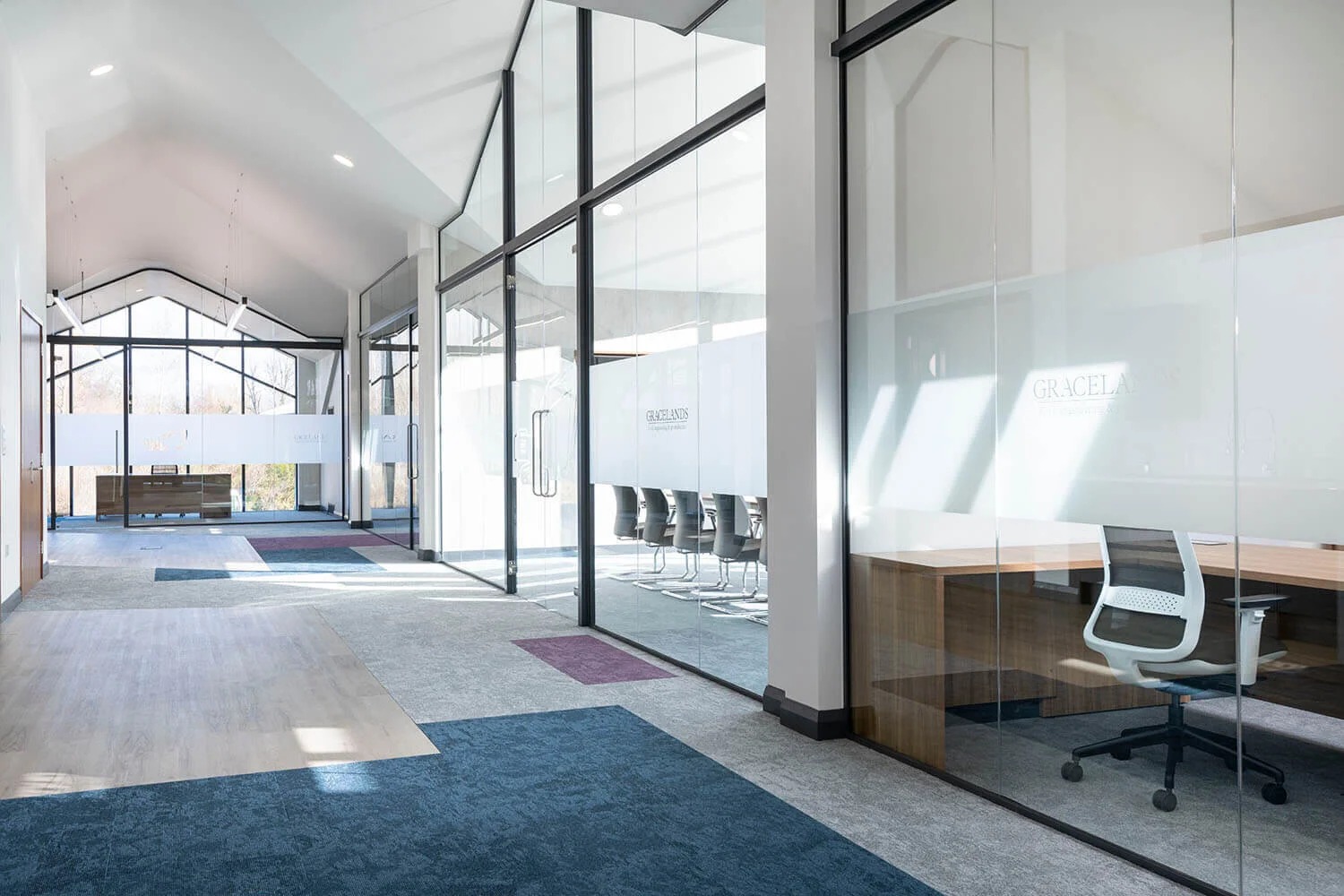 Gracelands | Foursquare Workspace Glass office partition installation at Gracelands project in Southampton, featuring full-height glazed walls and modern workspace design by Foursquare Workspace.